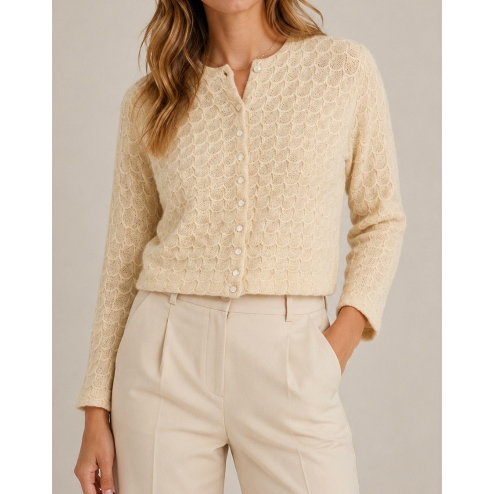 Vintage Dalton 100% Virgin Cashmere Scallop Knit Cardigan Sweater Cream XS FLAW